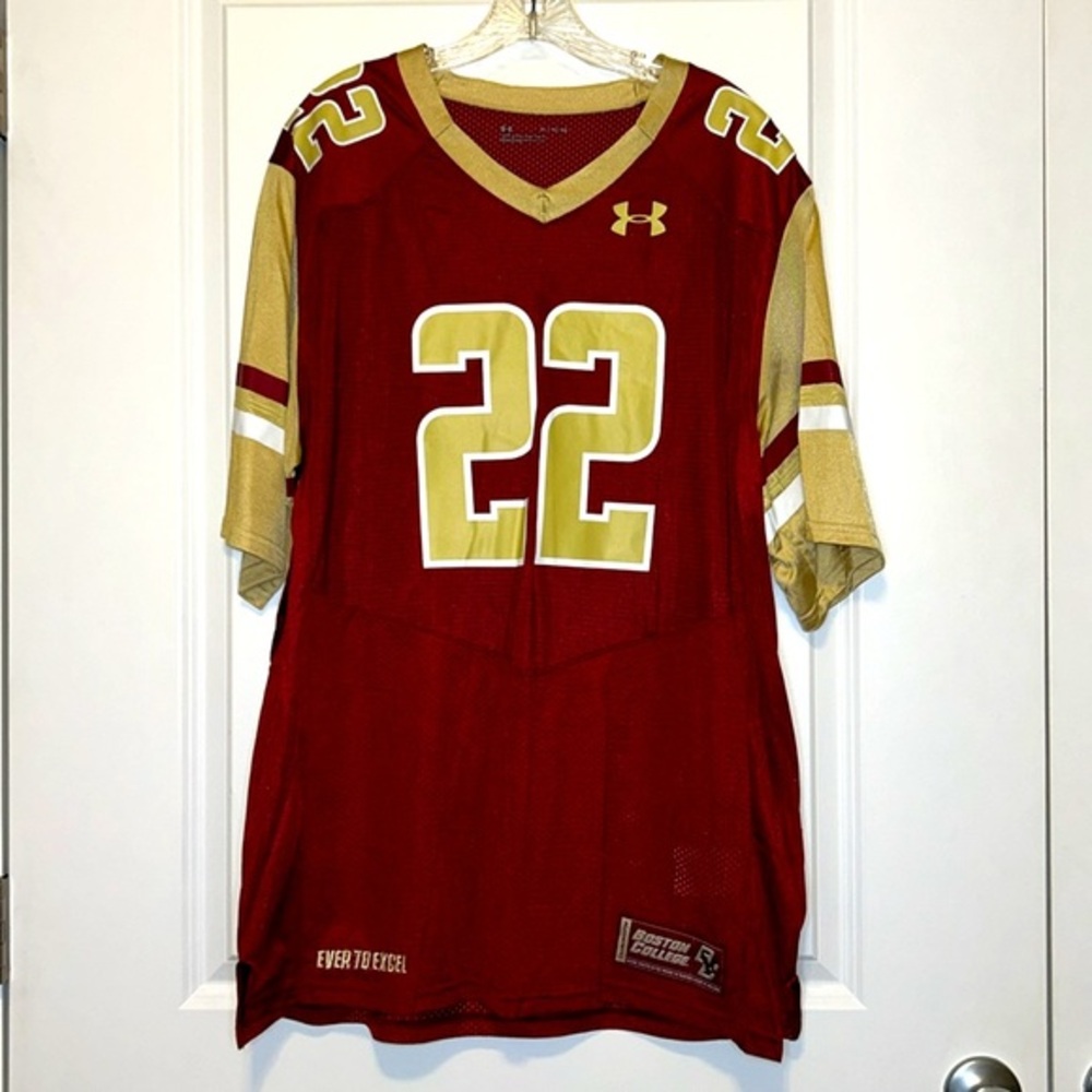 Under Armour Men’s Boston College Football Jersey